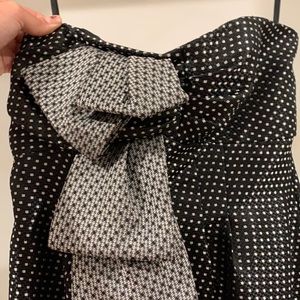 MAX AND CLEO size 6 strapless cocktail dress